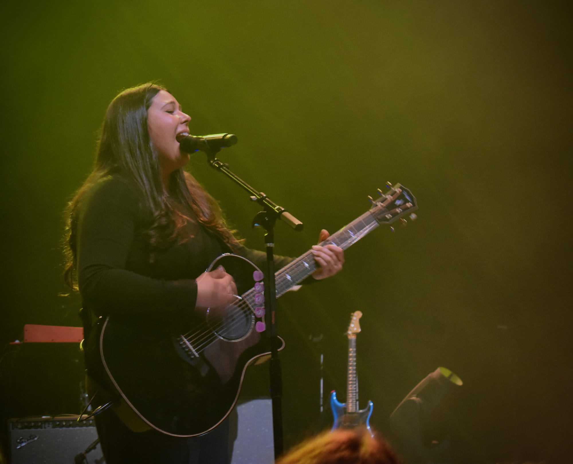 Gigi Perez's 'At the Beach, In Every Life,' live at Lincoln Theatre
